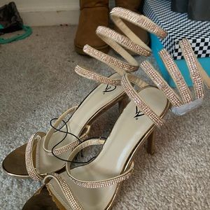 Size 5.5 Gold Spiral Heels From Windsor